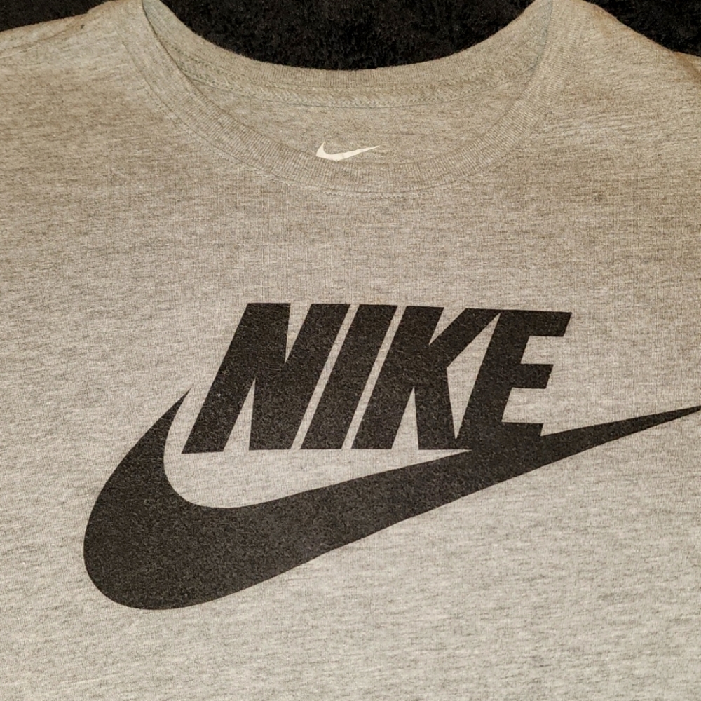 Nike shirt men's large Grey black vintage